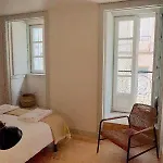 Castelo Superior Two Bedroom By Les Deux Mariettes Lägenhet Lisboa