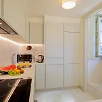 Castelo Superior Two Bedroom By Les Deux Mariettes Lisboa