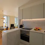 Castelo Superior Two Bedroom By Les Deux Mariettes Lägenhet Lisboa