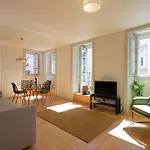 Castelo Superior Two Bedroom By Les Deux Mariettes * Lisboa