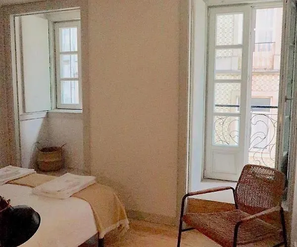Castelo Superior Two Bedroom By Les Deux Mariettes Διαμέρισμα Lisboa