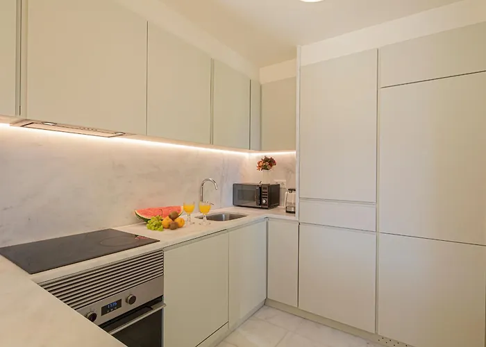 Διαμέρισμα Castelo Superior Two Bedroom By Les Deux Mariettes *